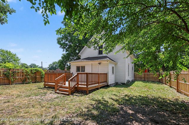 1318 Chelsea Avenue, Lansing, MI 48915