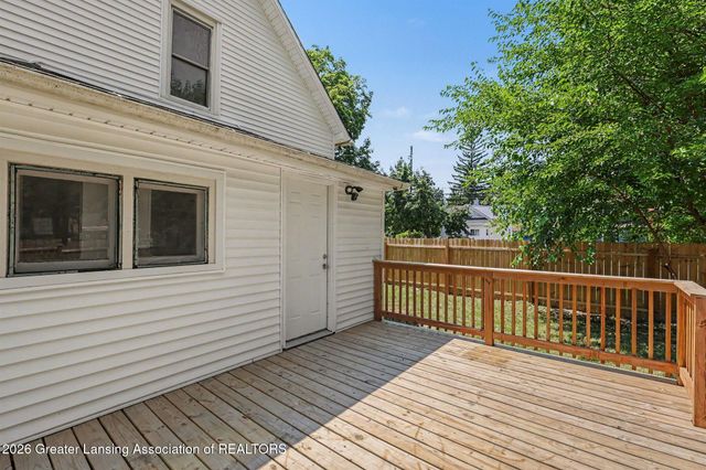 1318 Chelsea Avenue, Lansing, MI 48915