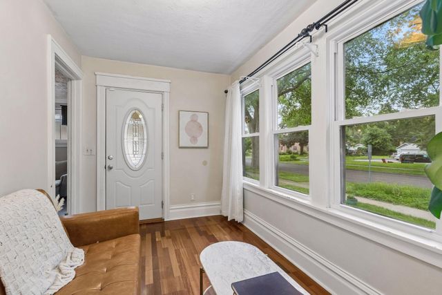 1459 Pascal Street N, Saint Paul, MN 55108