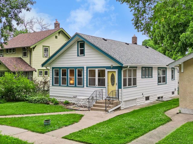 1459 Pascal Street N, Saint Paul, MN 55108