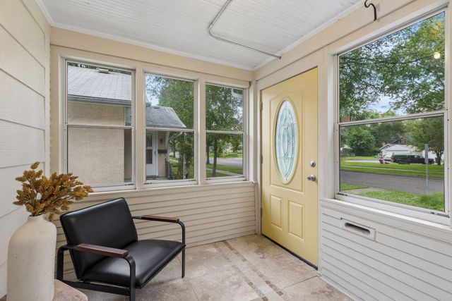 1459 Pascal Street N, Saint Paul, MN 55108