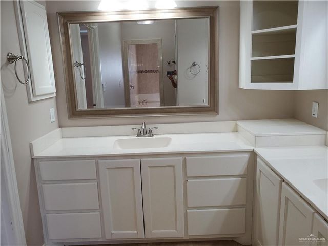 1415 E 28th Street, Mission, TX 78574