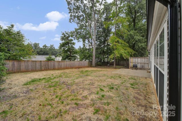 1507 Rumstone Lane, Charlotte, NC 28262