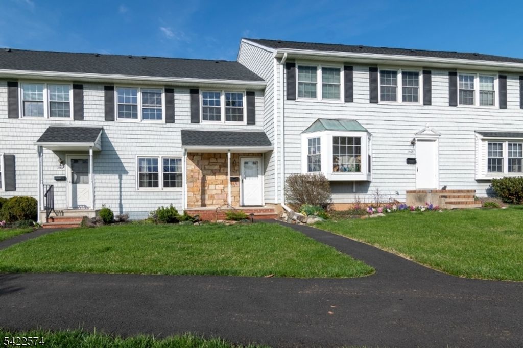 1502 William And Mary Cmn, Hillsborough Twp., NJ 08844