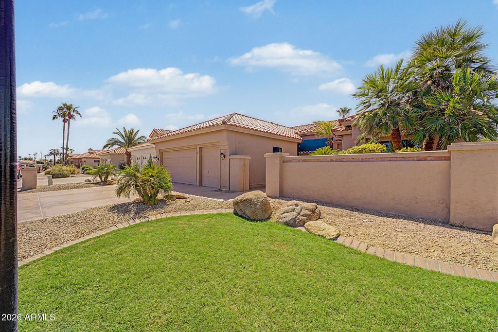 10417 E MICHIGAN Avenue, Sun Lakes, AZ 85248 — photo 2