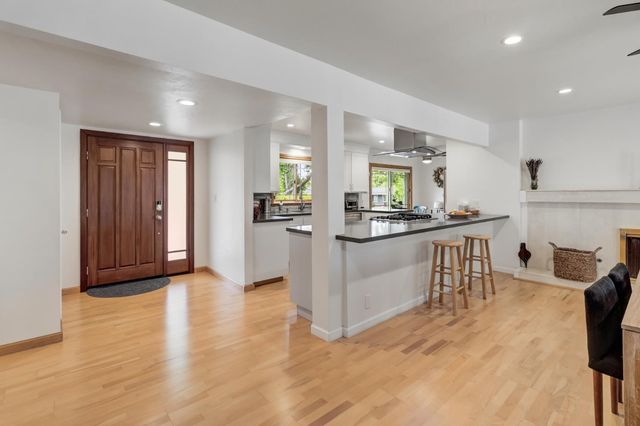 1501 Elsdon Cir, Carmichael, CA 95608