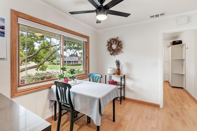 1501 Elsdon Cir, Carmichael, CA 95608