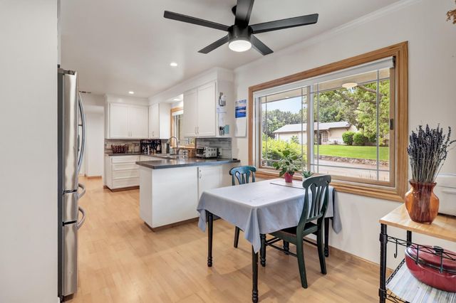 1501 Elsdon Cir, Carmichael, CA 95608