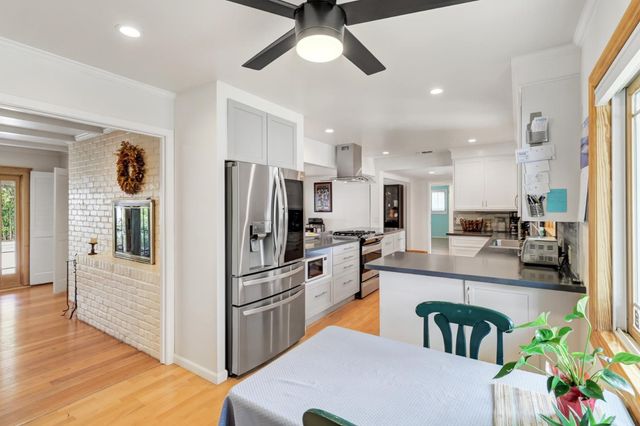 1501 Elsdon Cir, Carmichael, CA 95608