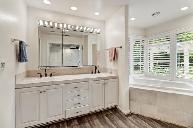 1501 Elsdon Cir, Carmichael, CA 95608