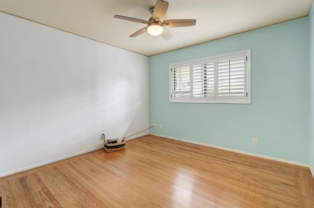 1501 Elsdon Cir, Carmichael, CA 95608