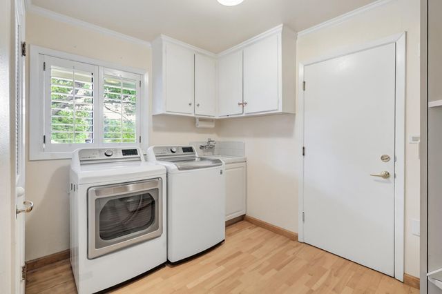 1501 Elsdon Cir, Carmichael, CA 95608