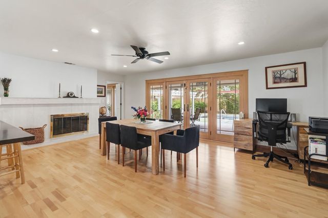 1501 Elsdon Cir, Carmichael, CA 95608