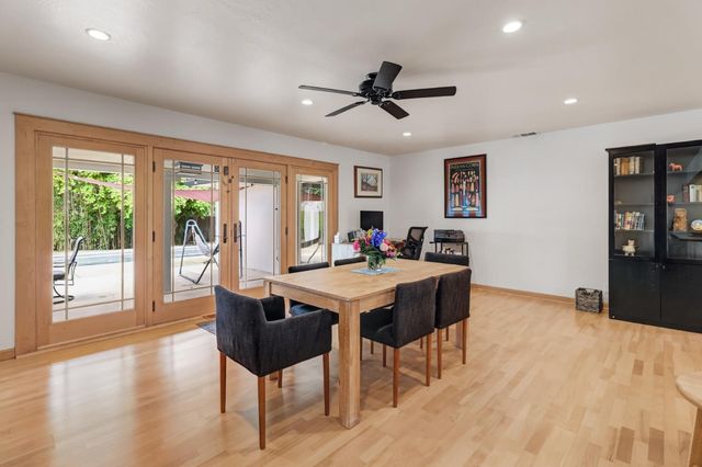 1501 Elsdon Cir, Carmichael, CA 95608