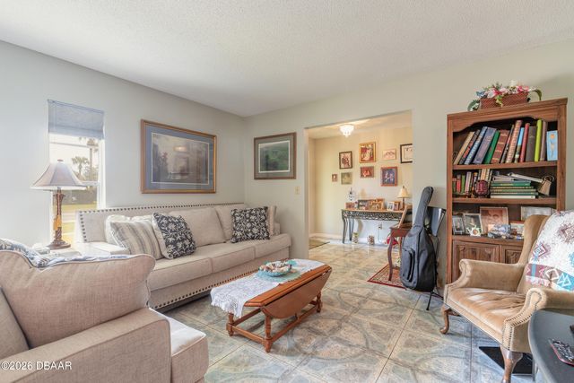 1 Bradley Place, Palm Coast, FL 32137