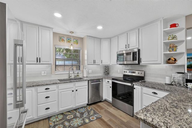 2115 SUZANNE DRIVE, Mount Dora, FL 32757