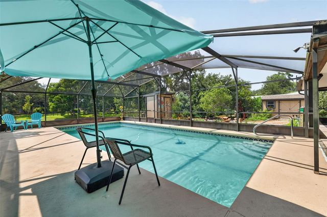 2115 SUZANNE DRIVE, Mount Dora, FL 32757