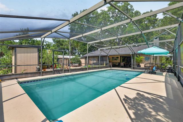2115 SUZANNE DRIVE, Mount Dora, FL 32757