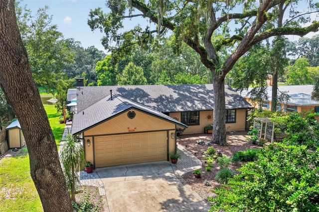 2115 SUZANNE DRIVE, Mount Dora, FL 32757
