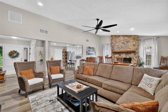2115 SUZANNE DRIVE, Mount Dora, FL 32757