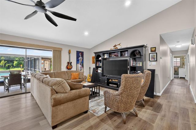 2115 SUZANNE DRIVE, Mount Dora, FL 32757