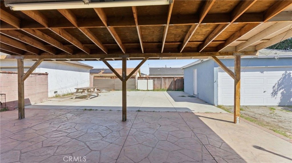 Image 20 of property listing at 1701 W 136th, Compton, CA 90222