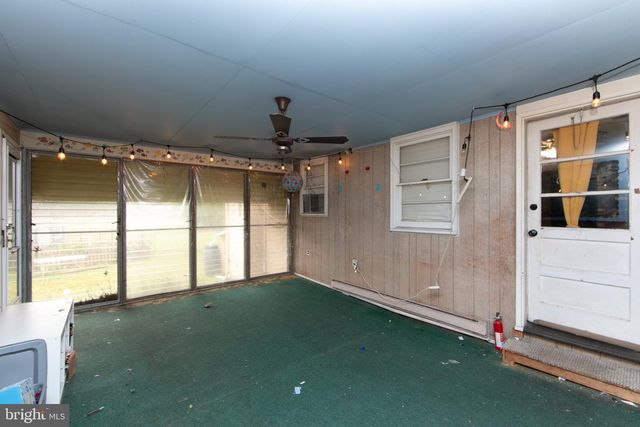 500 MOUNT LAUREL RD, Mount Laurel, NJ 08054