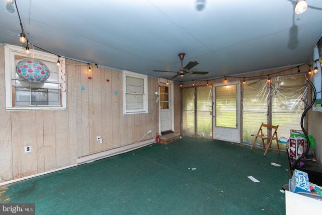 500 MOUNT LAUREL RD, Mount Laurel, NJ 08054
