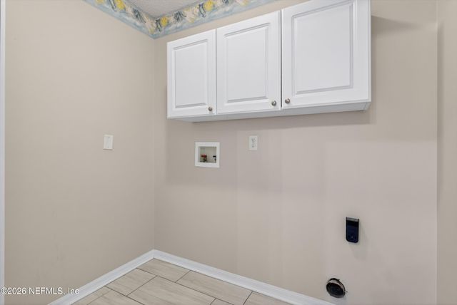 1648 GLEN LAUREL Drive, Middleburg, FL 32068