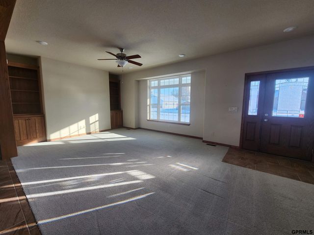 308 W Maple Street, Hooper, NE 68031