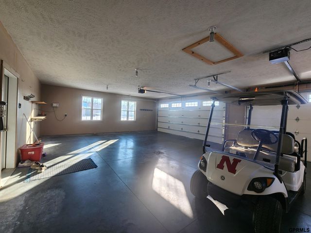 308 W Maple Street, Hooper, NE 68031