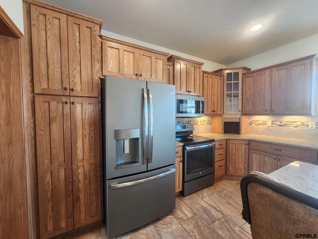 308 W Maple Street, Hooper, NE 68031