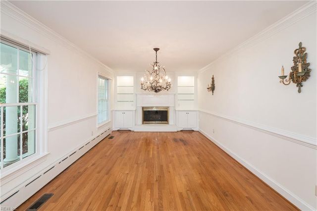 912 Cardinal RD, Virginia Beach, VA 23451