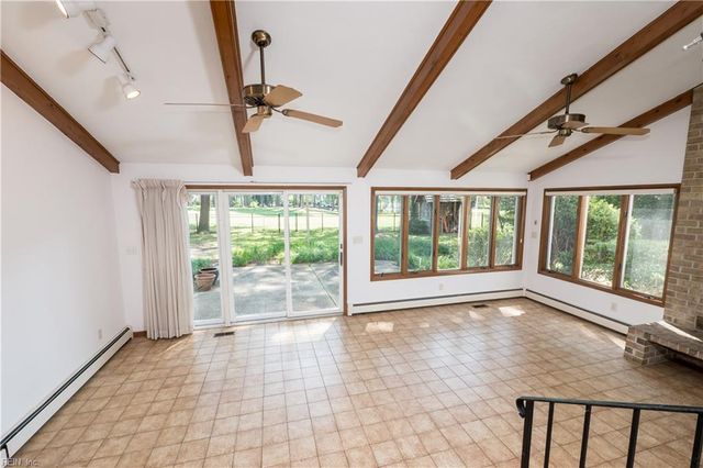 912 Cardinal RD, Virginia Beach, VA 23451