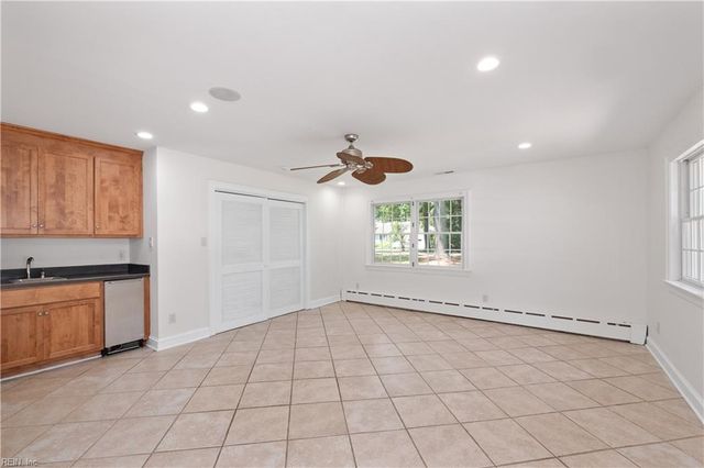 912 Cardinal RD, Virginia Beach, VA 23451