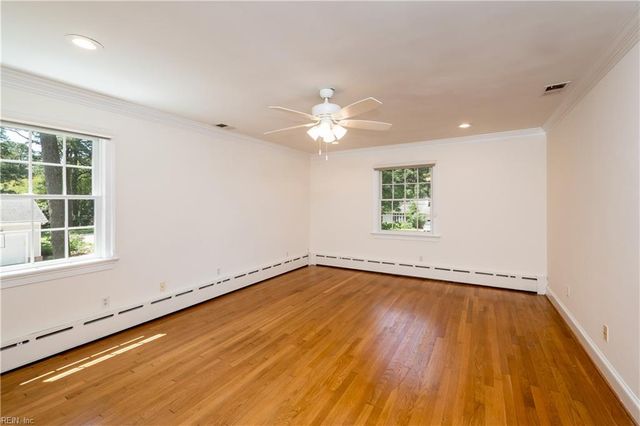912 Cardinal RD, Virginia Beach, VA 23451