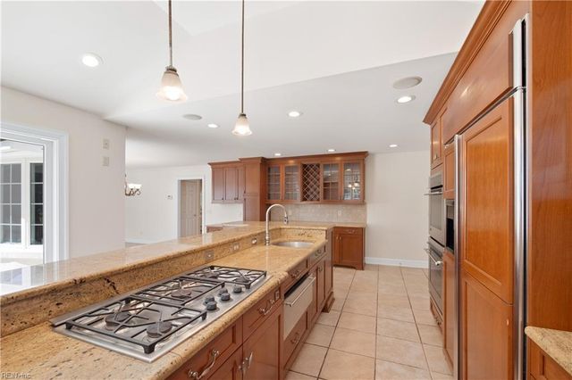912 Cardinal RD, Virginia Beach, VA 23451