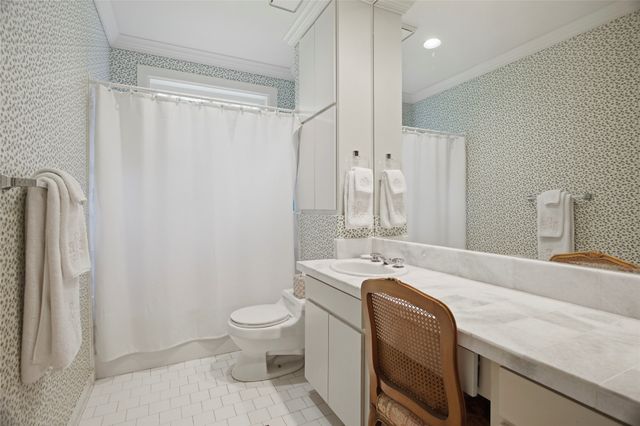 1111 Pebble Creek Road, Fort Worth, TX 76107