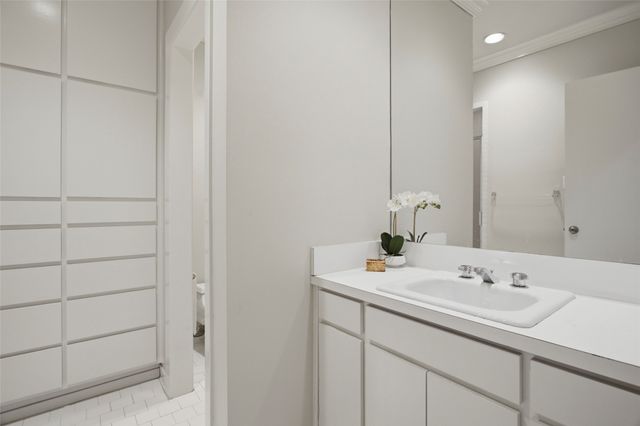 1111 Pebble Creek Road, Fort Worth, TX 76107