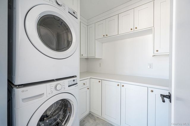 35 Cotton, Levittown, NY 11756