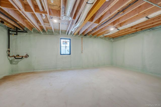 35 Cotton, Levittown, NY 11756
