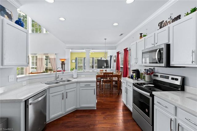 6083 Brookstone Ridge Drive, Winston-salem, NC 27107