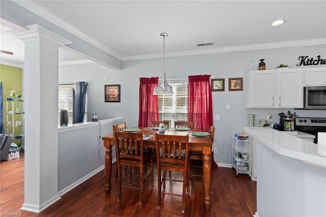 6083 Brookstone Ridge Drive, Winston-salem, NC 27107