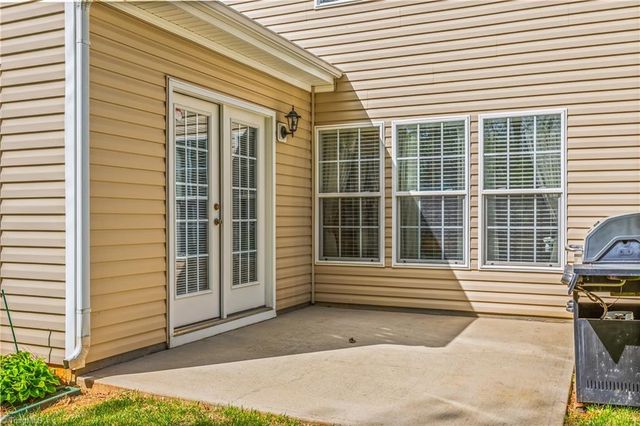 6083 Brookstone Ridge Drive, Winston-salem, NC 27107