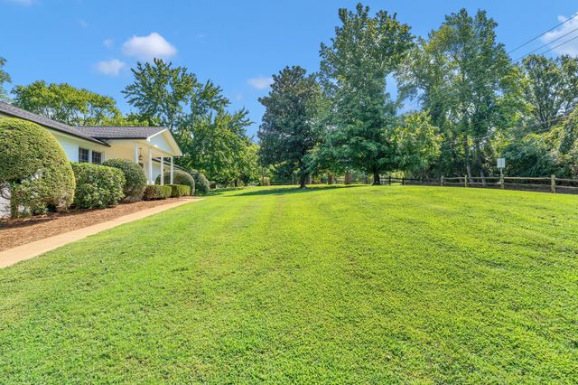 608 Hill Rd, Brentwood, TN 37027
