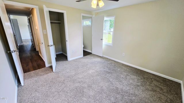 403 S Market Street, Benson, NC 27504