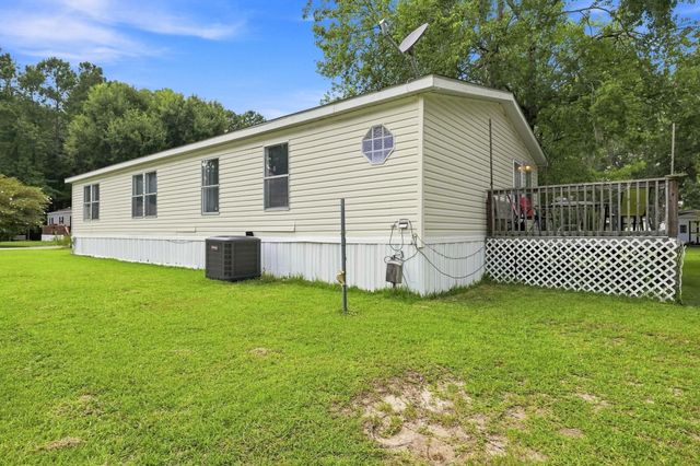 510 Folly Estates Dr., Myrtle Beach, SC 29588