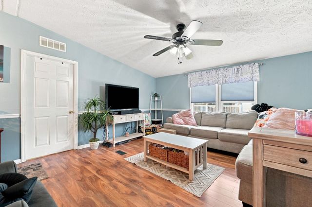 510 Folly Estates Dr., Myrtle Beach, SC 29588