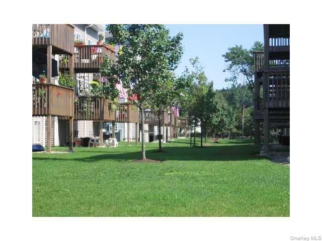 25 College Avenue 512, Nanuet, NY 10954