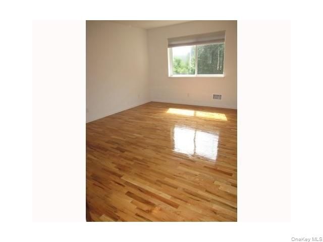 25 College Avenue 512, Nanuet, NY 10954